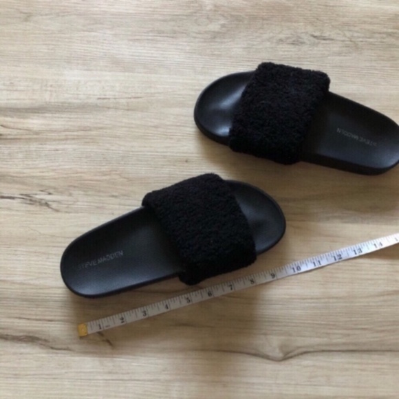 Steve Madden Black Plush Slides - Picture 4 of 4